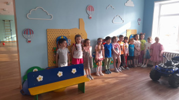 СОТРУДНИКИ ГИБДД В ГОСТЯХ У ДОШКОЛЯТ СОТРУДНИКИ ГИБДД В ГОСТЯХ У ДОШКОЛЯТ.