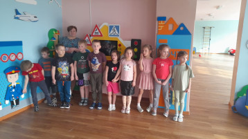СОТРУДНИКИ ГИБДД В ГОСТЯХ У ДОШКОЛЯТ СОТРУДНИКИ ГИБДД В ГОСТЯХ У ДОШКОЛЯТ.